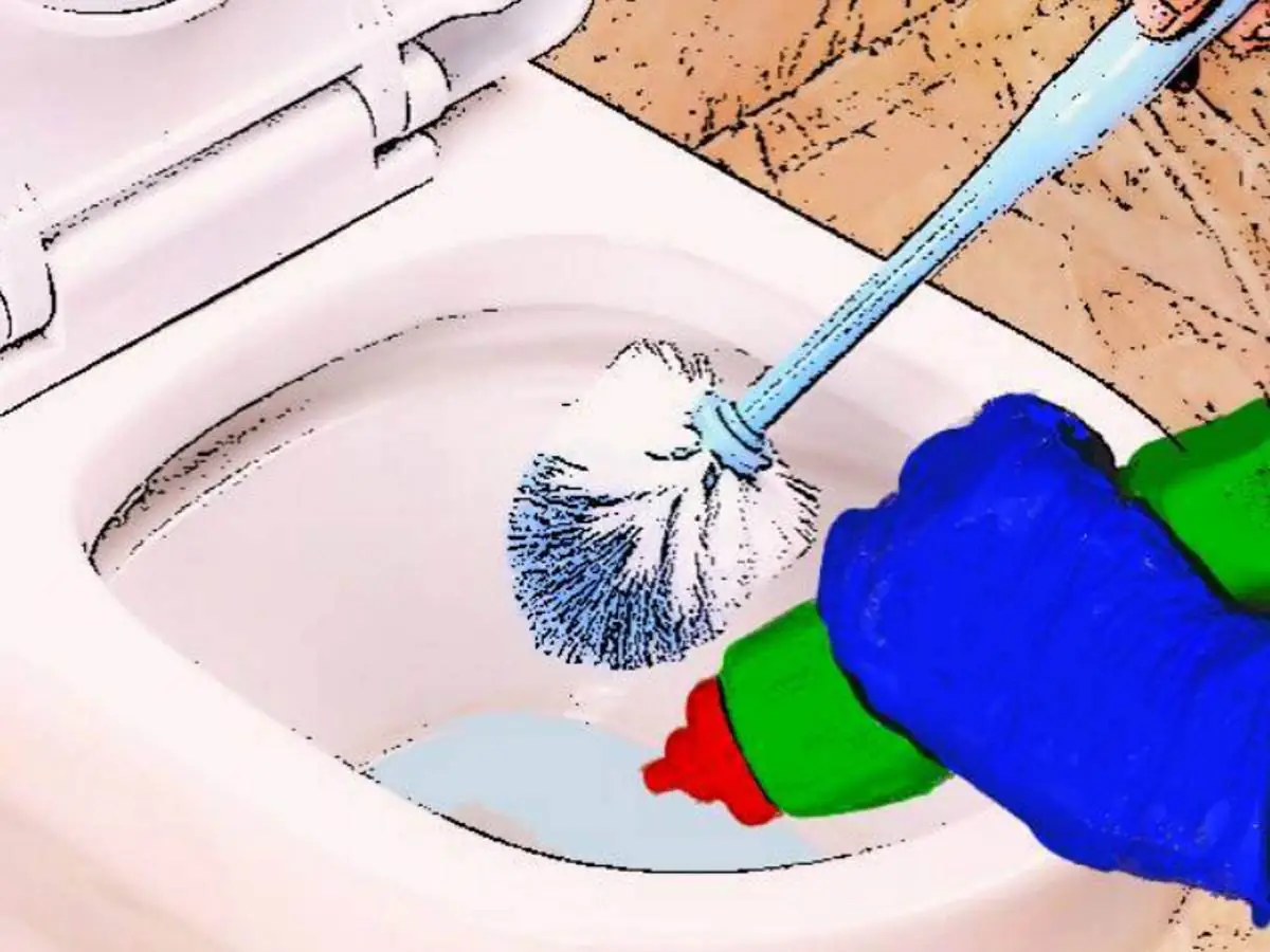 Astuce pour nettoyer la cuvette de toilette.